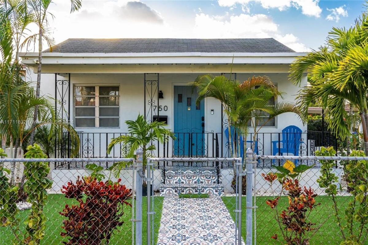 New 3bed 2bath Brickell & 8th Street Miami